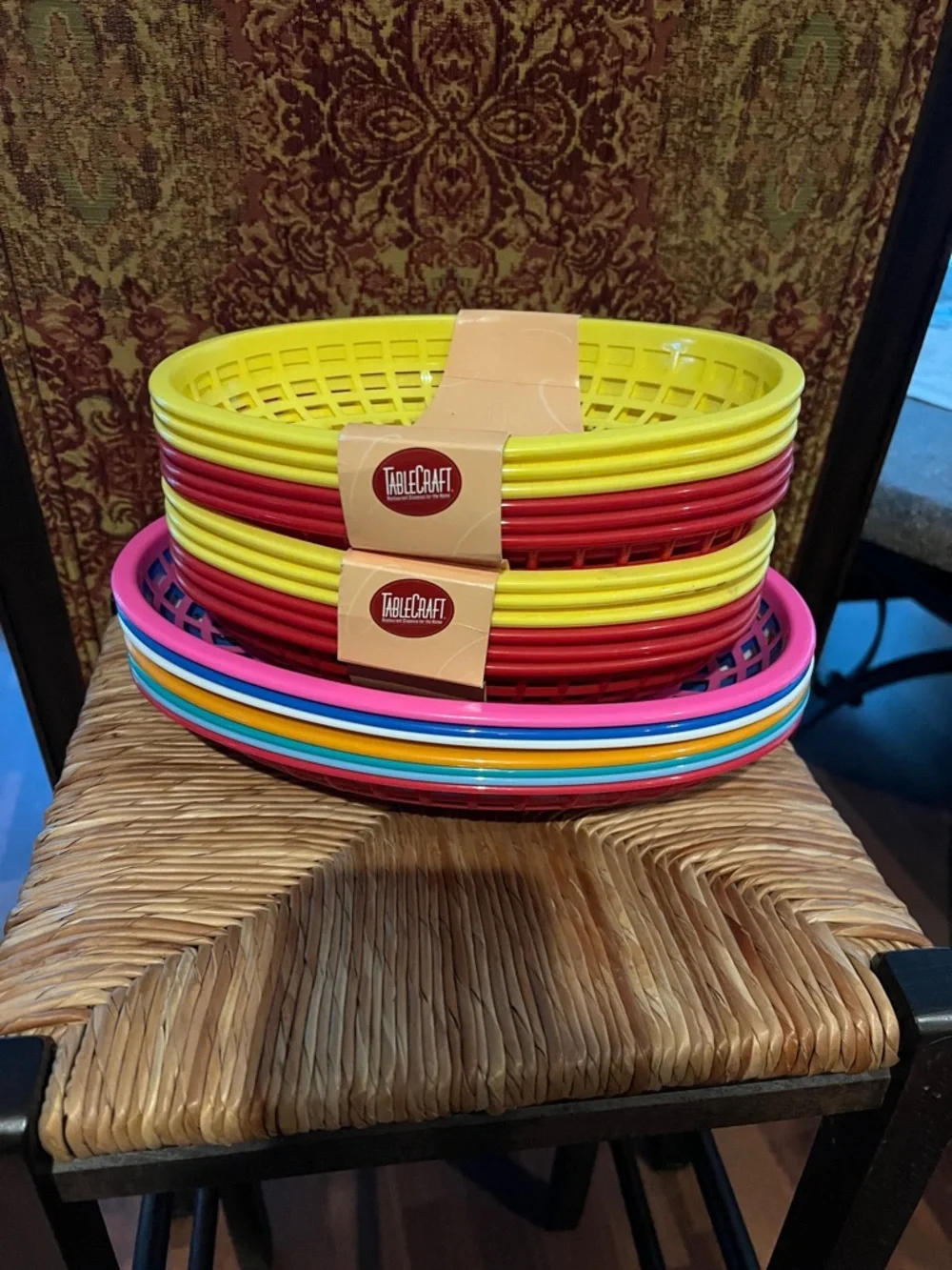 Multi-Color Plastic Restaurant Style Food Serving Baskets/ Tablecraft Picnic